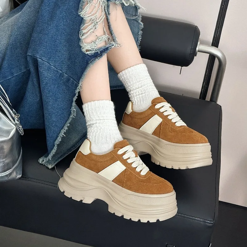 Platform heightened single shoes women's 2026 autumn and winter new small lightweight casual sneakers