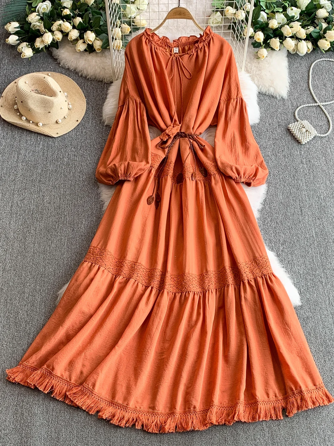 

Ретро-этническое платье с длинным рукавом и V-образным вырезом, женское летнее платье с поясом, стройнящее, с бахромой, длинное, в корейском стиле, с завышенной талией