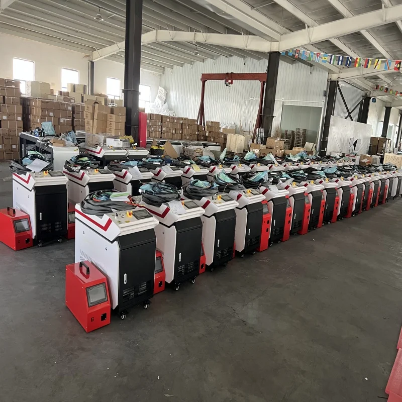 Hot Sale Handheld Laser Welder 4 In 1 Laser Welding 1500w 3000w Handheld Fiber Laser Iron Aluminum Welding Machine