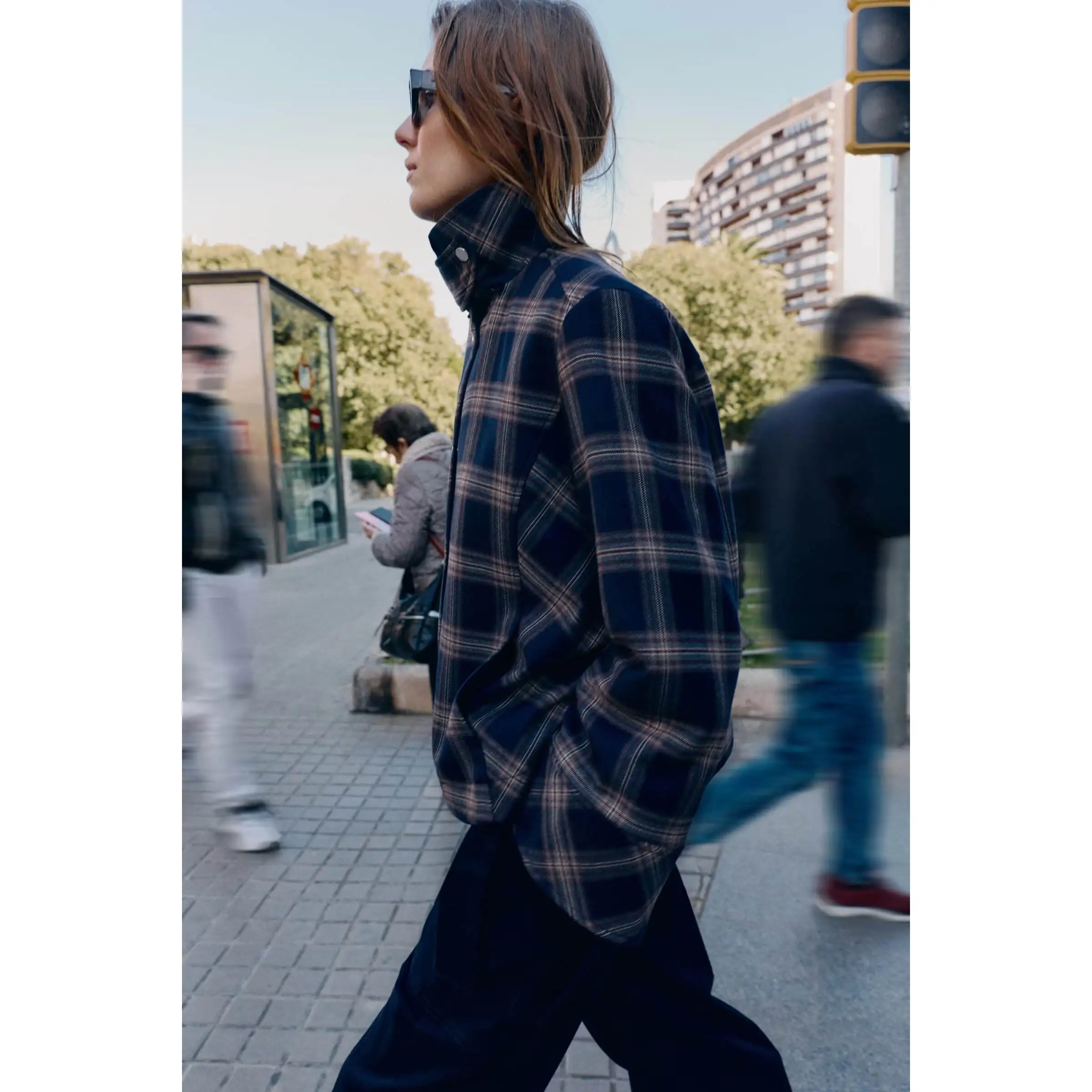 خريف شتاء جديد وصول المرأة منقوشة مقنعين القطن Jaet معطف دافئ Sli طويل Sve ألياف البوليستر زر إغلاق