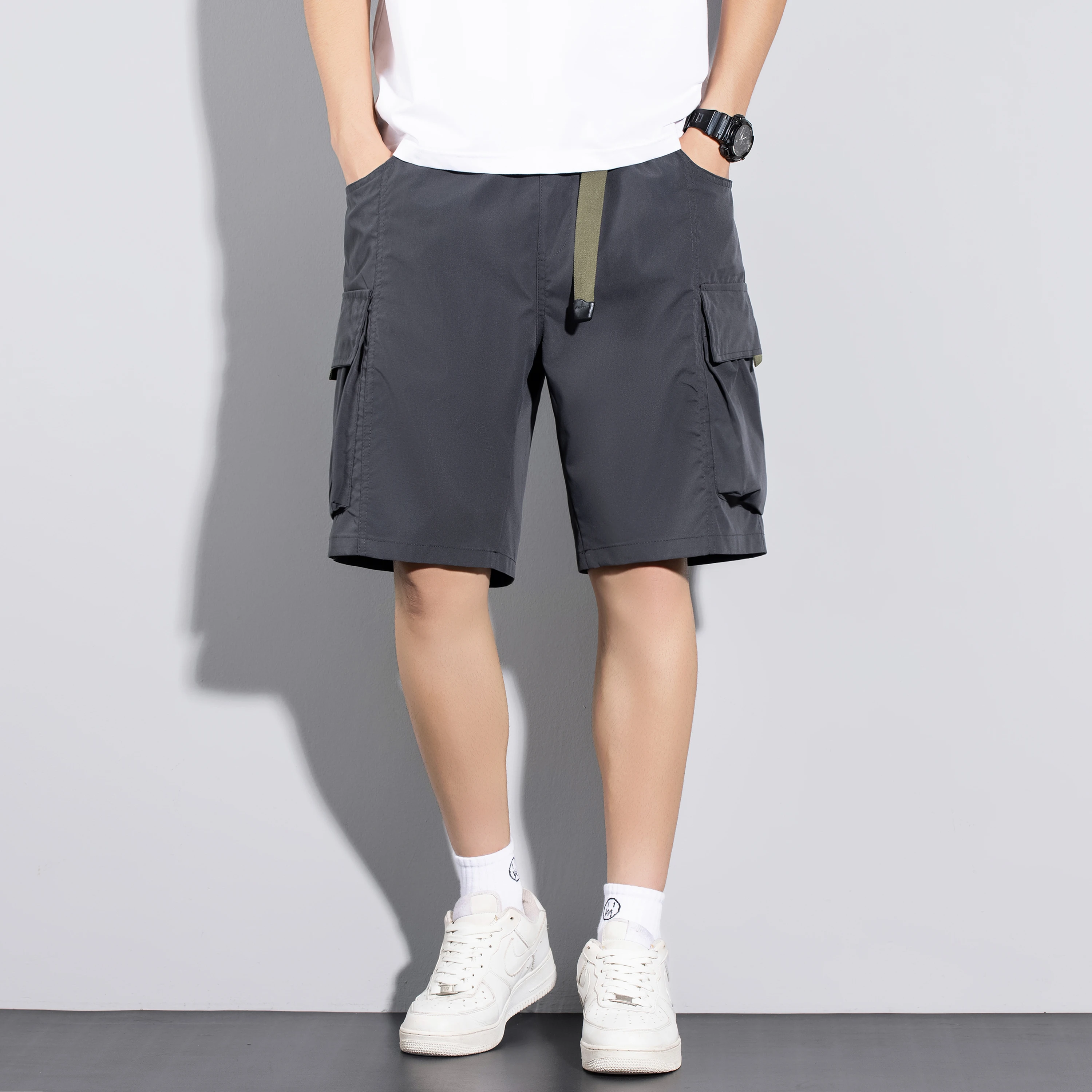 

2026 Men's Large Pocket Waistband Work Shorts Summer Thin New Loose Straight Half Middle Pants