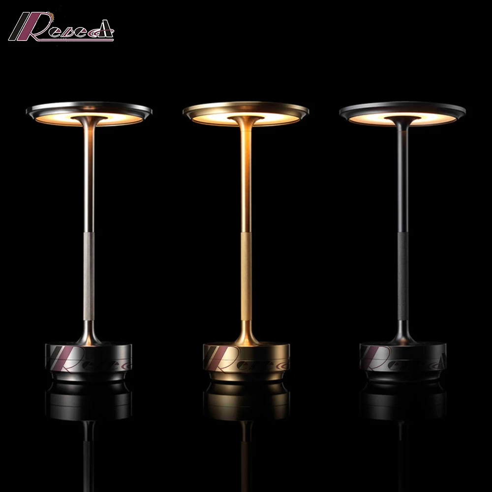 Lampada da scrivania con ricarica a LED in stile industriale Touch Dimming USB ricarica portatile caffetteria Bar Vintage Decor