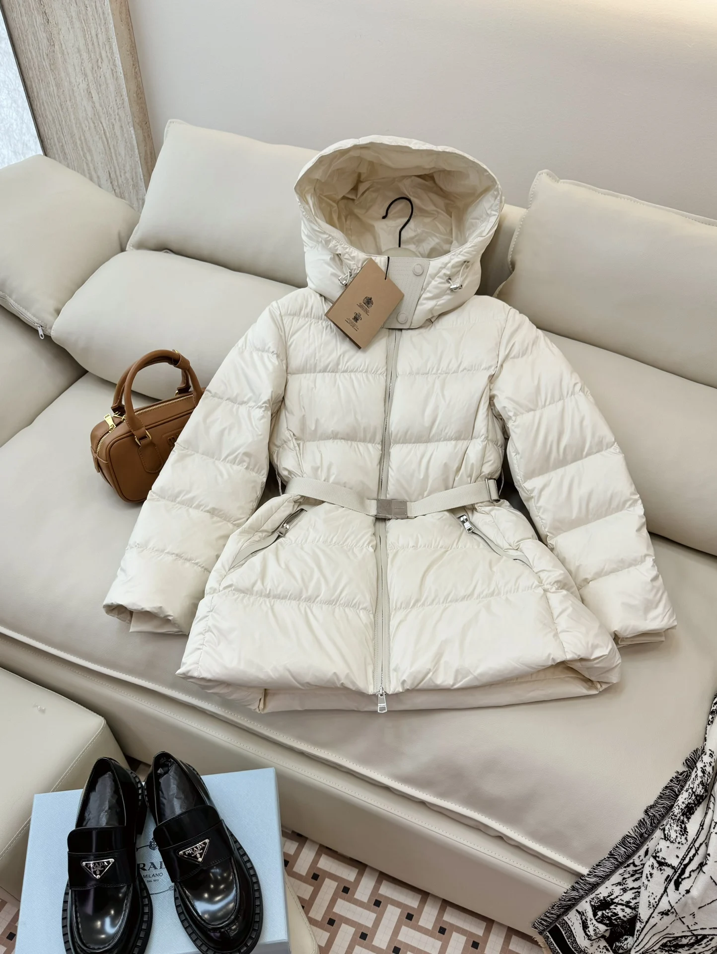 

Classic XL High-end Coats 90% Goose Down Thicken Warm 2024 Women's Jacket New Outerwears Winter Parkas Female Outdoor Clothing