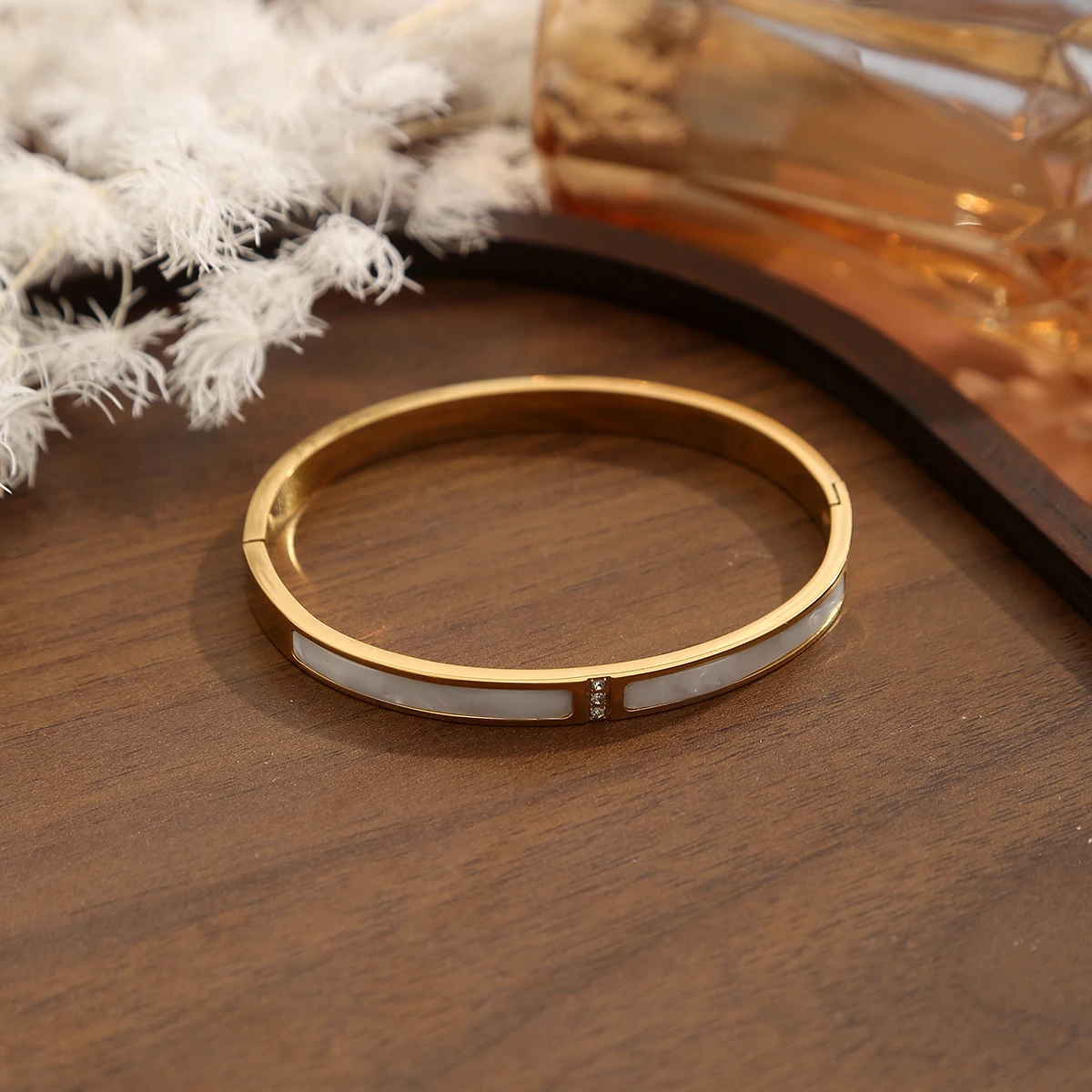 SOVOB أنيقة التيتانيوم الصلب 18K مطلية بالذهب أساور للنساء موضة ملابس اليد اليومية المرأة مجوهرات لهدايا عيد الميلاد #5