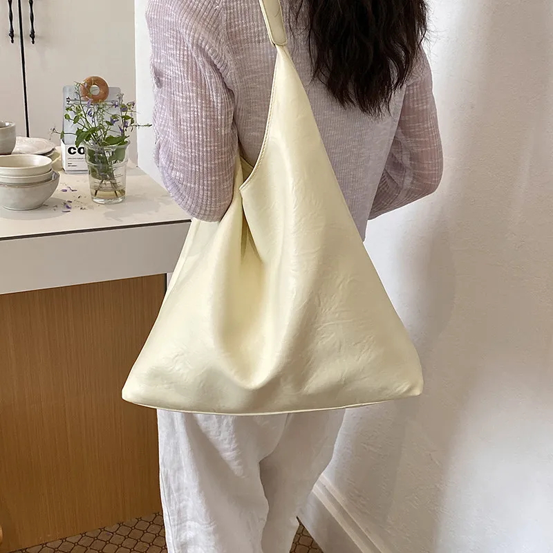 

Leisure Large Capacity Tote Bag for Women 2026 New Simple Versatile One Shoulder Bags Temperament Commuter PU Handbags