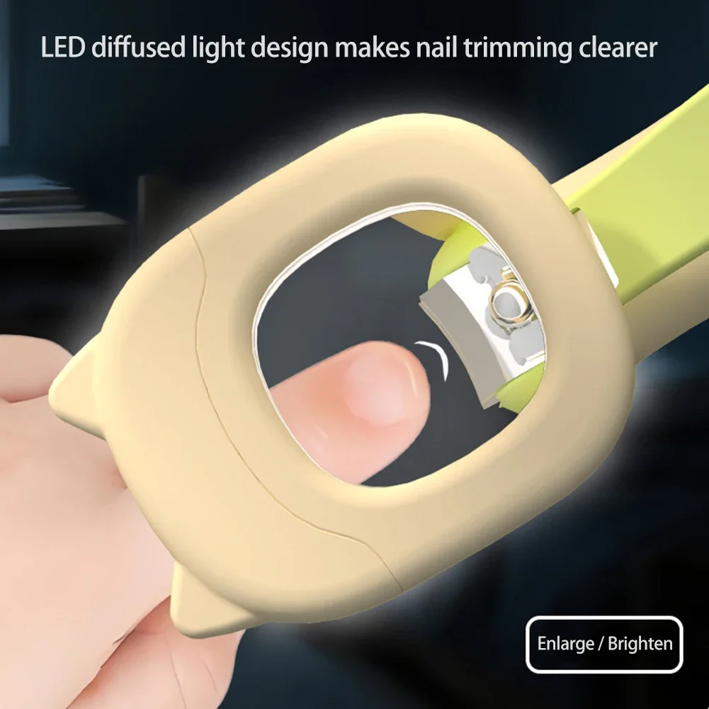 

LED Light Baby Nail Clippers Childrens Stainless Steel with Magnifier Splash Proof Luminous Safe Nail Trimmer