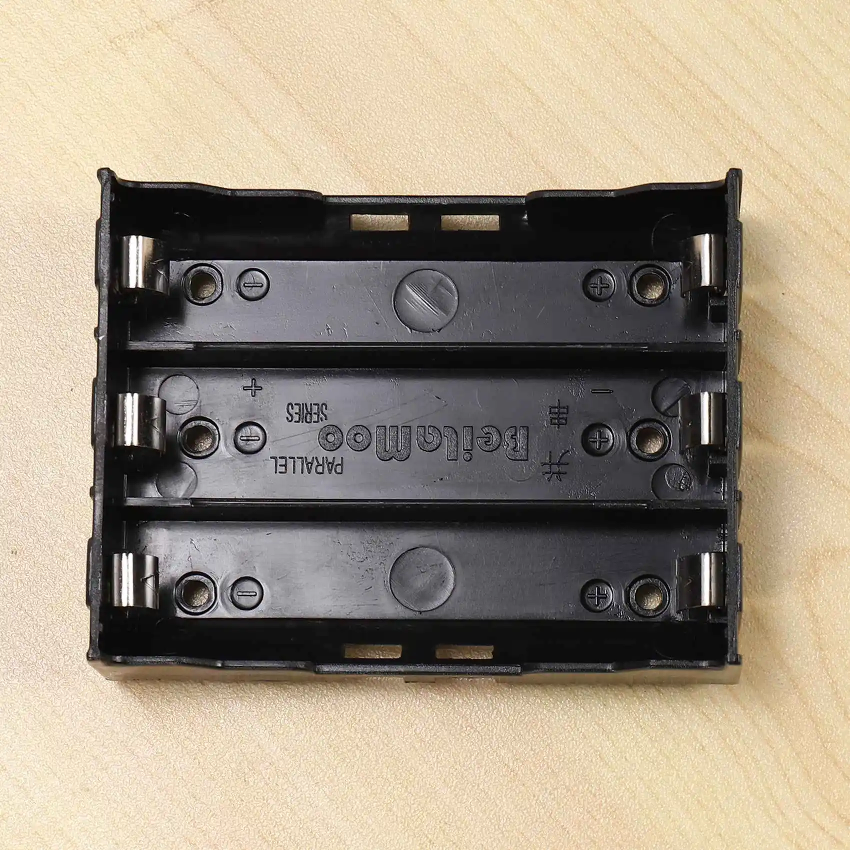 AD41-5 قطعة بلاستيك أسود 3 × 3.7 فولت 18650 بطاريات 6 دبوس حامل البطارية