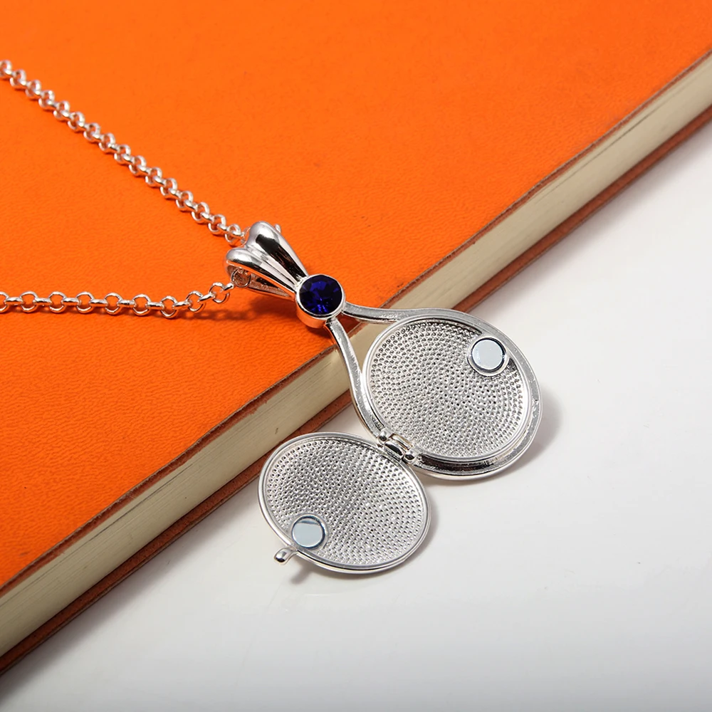 Fashionable H2O Mermaid Openable and Closable Pendant Necklace Creative H2O Shell Women\'s Jewelry Gift Cosplay Props Decoration