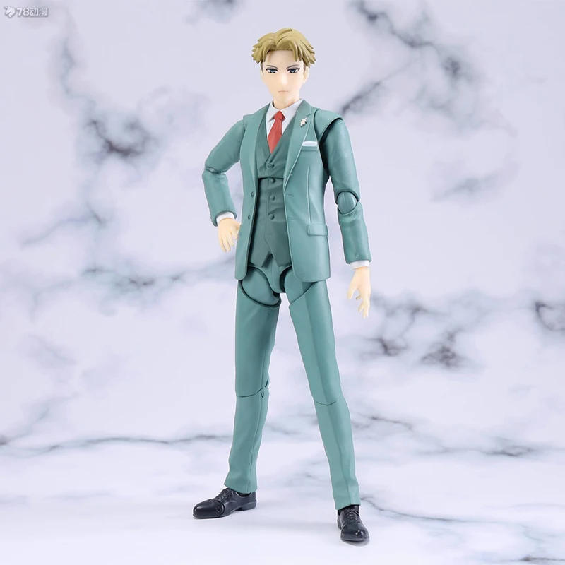 Stock BANDAI Original SHF SPY HOUSE SERIES LLOYD Forger Model Movable Joint High Quality Handwork Collection