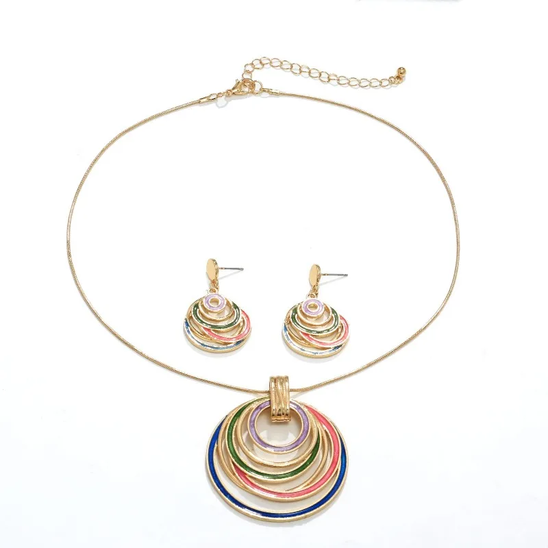 أزياء، شخصية، مكانة، أقراط متدلية على شكل دائرة مجوفة من المينا الإبداعية، مجموعة نسائية #4