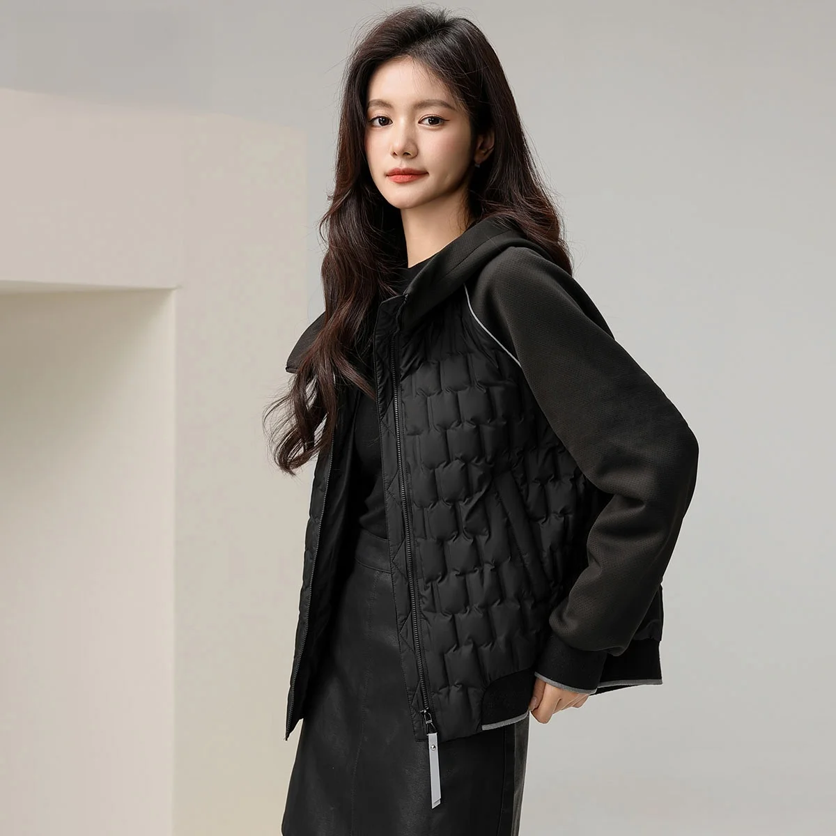 Lekka, codzienna damska kurtka puchowa, płaszcz śnieżny, sportowa kurtka uliczna, ciepła bluza z kapturem, modna i stylowa odzież wierzchnia.