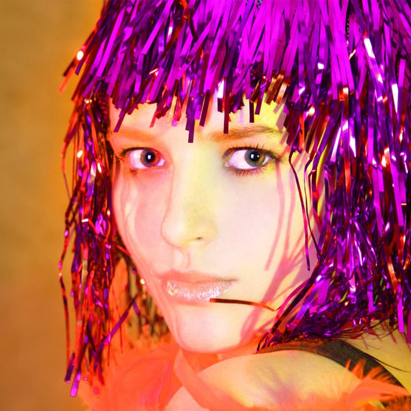 1/6 Stück Bunte Folien-Glitzerperücken Metallische Disco-Haarteile für 80er-Jahre-Cosplay Halloween Karneval Party Foto-Requisiten Kopfbedeckung – Detail 13