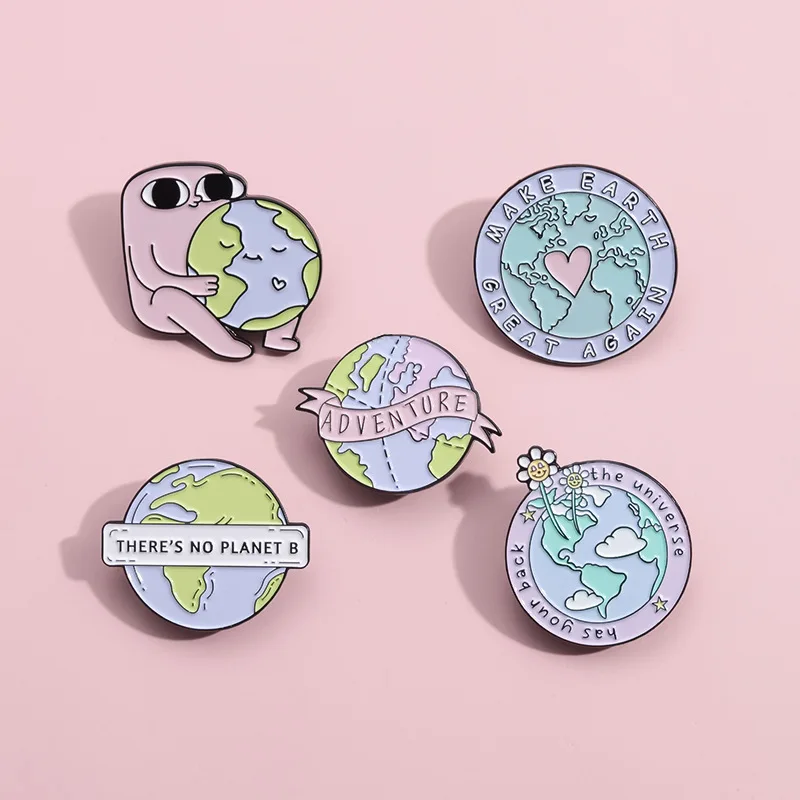 Creative New Cute Love Earth Alloy brooch ins Fashion Cartoon Pink Circular Letter Environmental Protection Badge Accessories