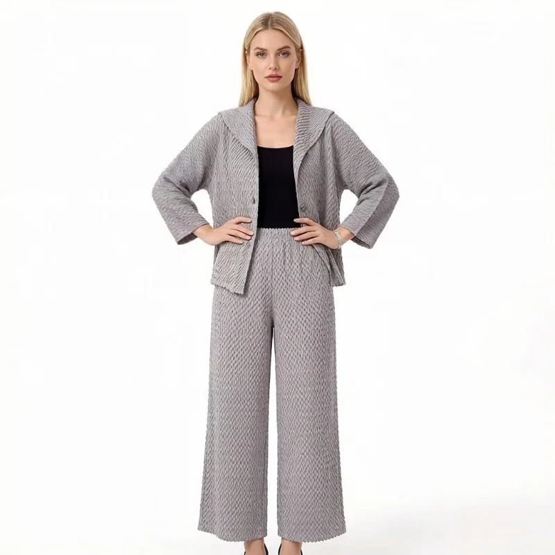 

Miyake Pleated 2026 New Casual Set for Women Pineapple Pleated Jacket and Pants Fashionable Casual Niche Women's Clothing Pleat