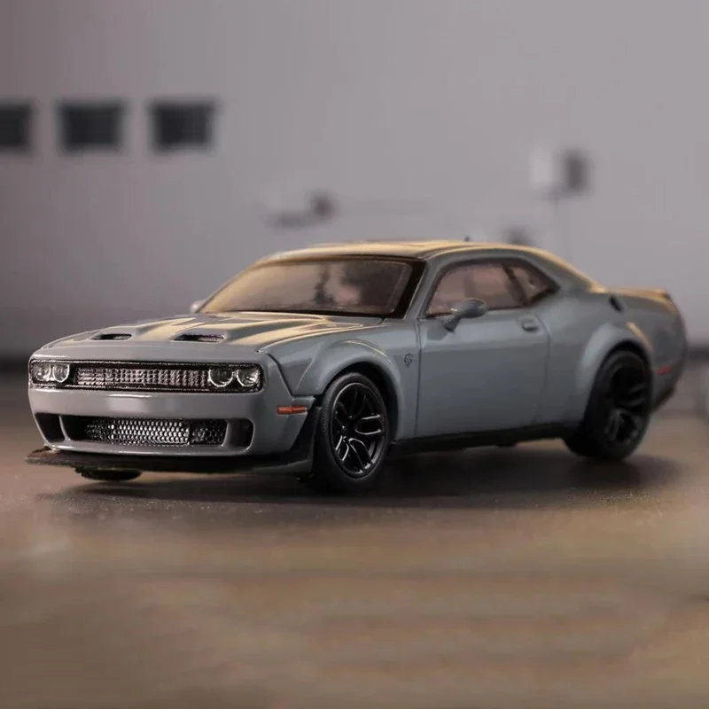 SH 1:64 SRT Hellcat Opened Hood Diecast Diorama Car Model Collection Miniature Toys Stance Hunters