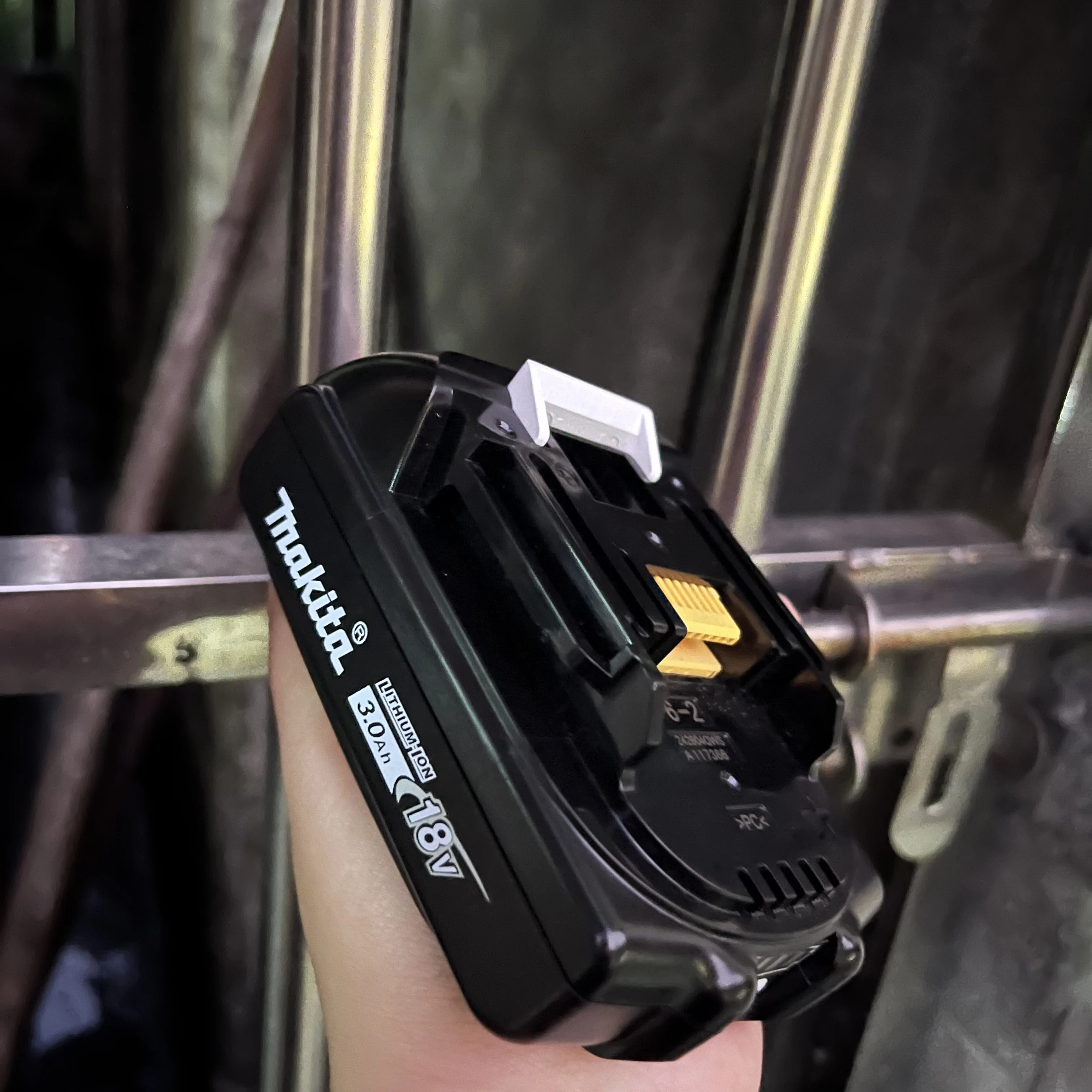 

대단하다 100% Original Makita 3Ah for Makita 18V Battery BL1830B BL1850B BL1850 BL1840 BL1860 BL1815 Replacement Lithium Battery