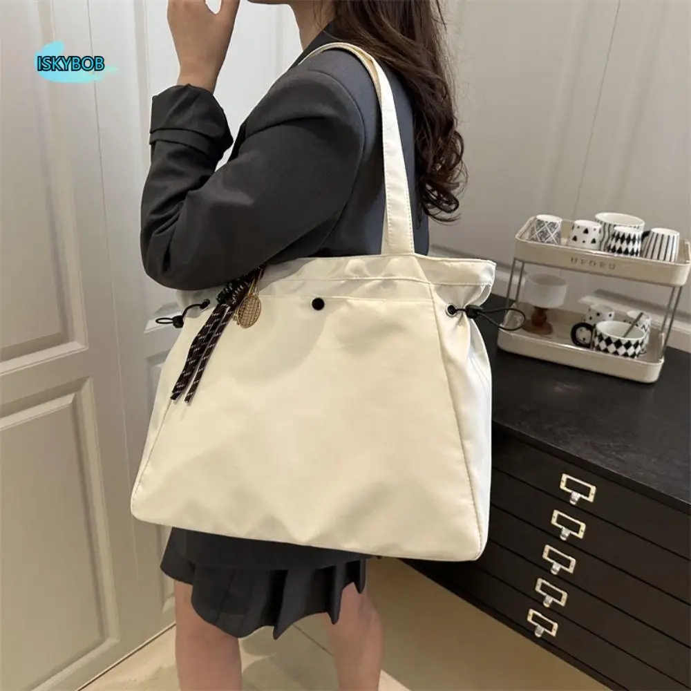 

Simple Aesthetic Drawstring Tote Bag High Capacity Casual Pleated Shoulder Bag Leisure Solid Color Underarm Handbags Travel