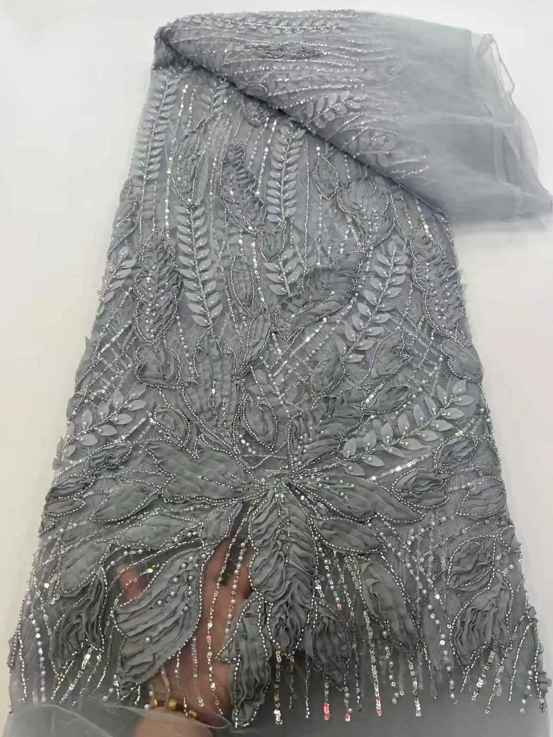 2025 جديد الأبيض جودة عالية الأفريقي أقمشة الدانتيل الفرنسية صافي التطريز الترتر مطرز تول أقمشة الدانتيل لفساتين الزفاف