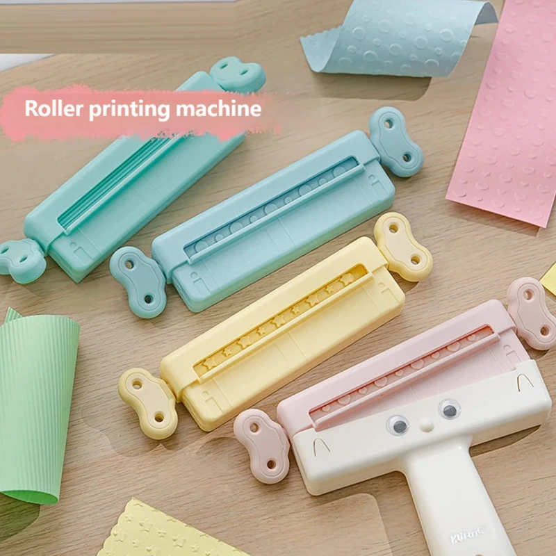 Manual Craft Embossing Tool, Plastic Hand Operated Device for Raised Designs on Paper Crafts, Tape and Gift Wrapping Y5GB