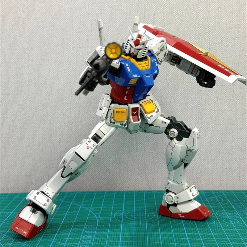 Bandai-Mobile Suit Gundam Coleção Toy Modelo, Hand-made Robot, Brinquedo montado, Mecha Ornamentos, Mobile Suit, MG RX-78-2 Ver.3.0, Presente de aniversário