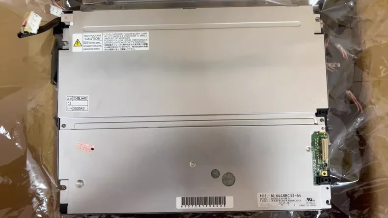 

10.4-inch NL6448BC33-64 Lcd Screen Test normal before sending