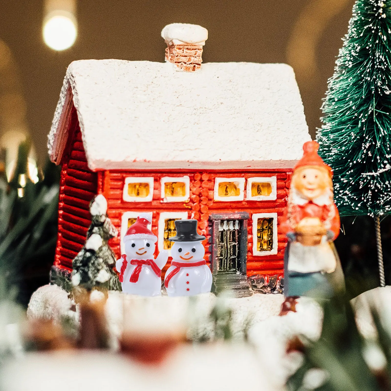 

40Pcs Christmas Resin Snowman Mini Ornaments Miniature Christmas Village Accessories Compact Lightweight Decorations for Room