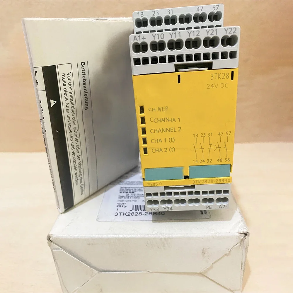 New for Siemens  3TK2828-2BB40 24V Safety Relay Module in Box