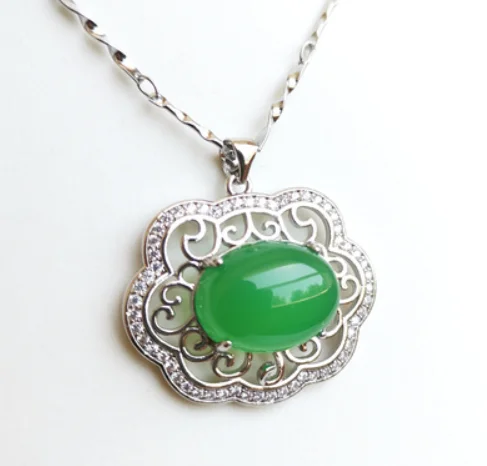 Natural chalcedony Chinese-style classical long-life lock ancient method pendant ingot jade necklace