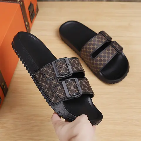 Double-Button Design Fashion Slippers, Comfortable, Lightweight, Breathable and Wear-Resistant, Suitable for Home Leisure and Outdoor Travel, Personalized and Practical