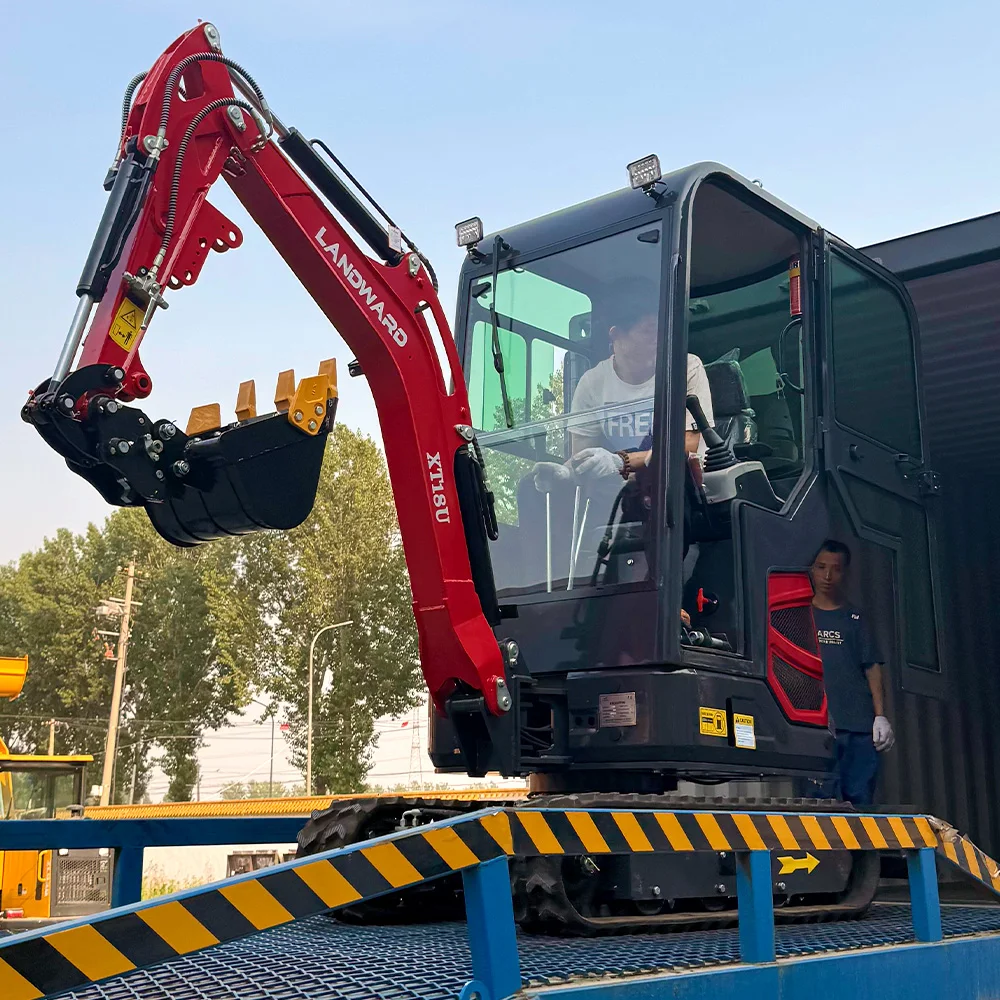 

Small Rubber Crawler Bagger 1.8 Ton Orchard Farm Use Mini Digger EPA/Euro 5 All Terrain 2 Ton Tailless Excavator Customized Sale