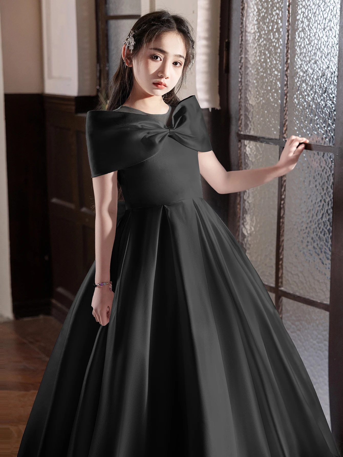 A High-end Elegant Black Long Dress Large Bow Designed for Teenagers Formal Occasions Birthday Party  Weddings Piano Performance