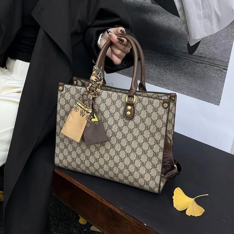 

Шикарная модная большая сумка для повседневного использования, женская сумка через плечо, модная, универсальная, простая, элегантная, изысканная, практичная, модная, повседневная