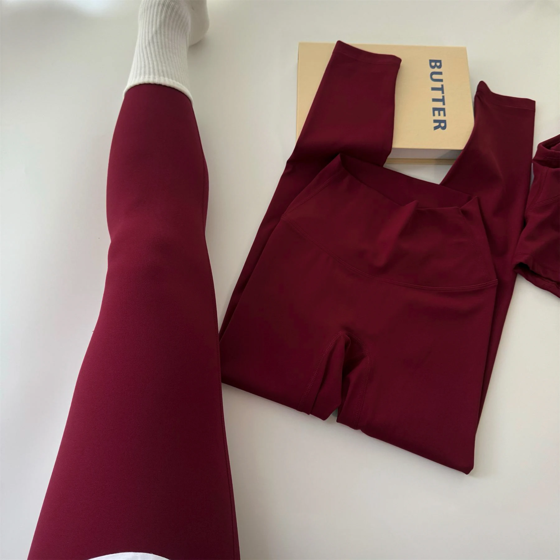 Pantaloni da yoga da palestra da donna Vita alta Sensazione nuda Leggings da ciclismo da corsa Pantaloni da yoga fitness elasticizzati senza cuciture sportivi traspiranti