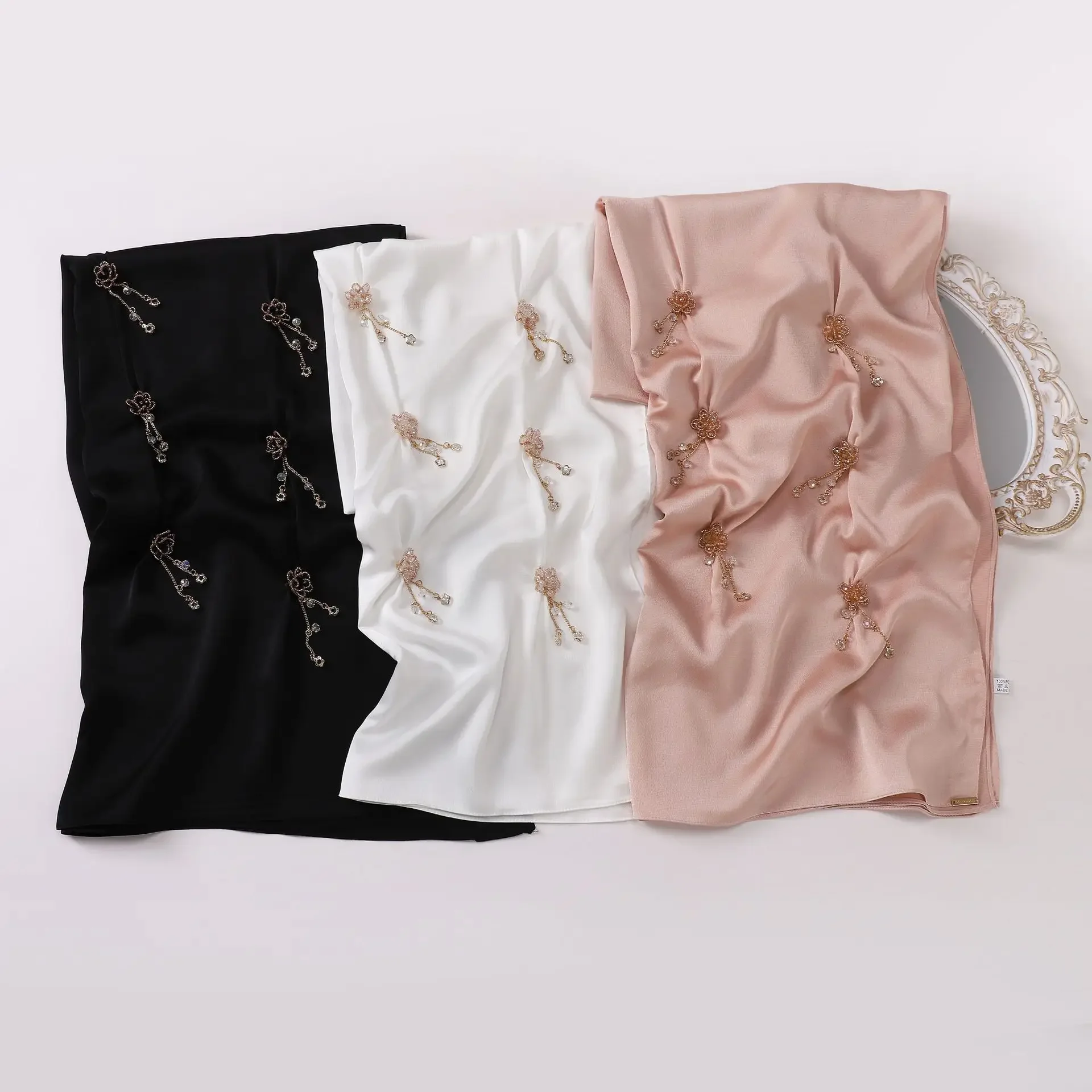

New Bubble Satin Crystal Flower Pendant Long Scarf African Headscarf Muslim Hijab Women Islam Stoles Shawls Wrap Turban Foulard