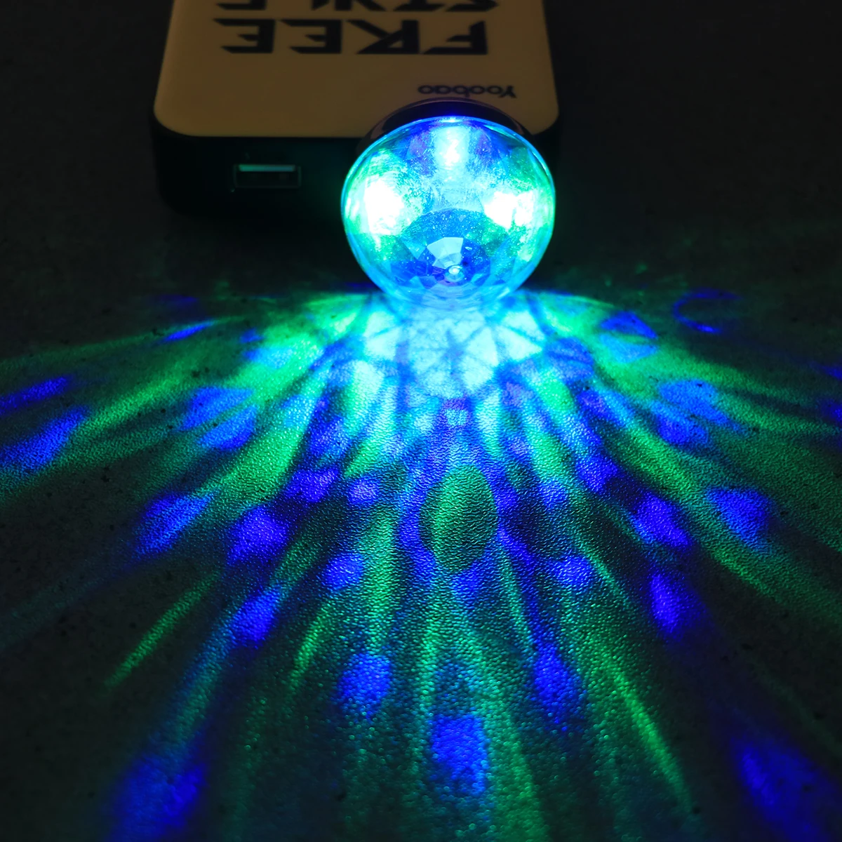 التحكم الصوتي Led الكرة الخفيفة Dj ديسكو ضوء المرحلة Usb بالطاقة الصوت المنشط اللون تغيير ديكور الحفلات لعيد ميلاد Ktv
