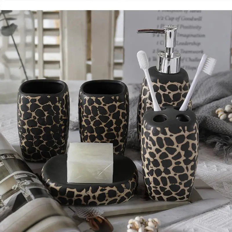 Ceramic Bathroom Five Piece Set Leopard Wash Supplies Toiletries Mouth Cup Toothbrush Holder Lotion Bottle Soap Dish