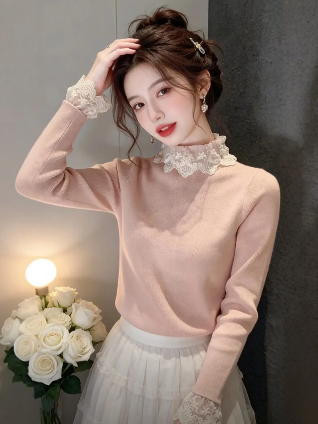 

Unique Lace Splice Slim Fit Sweater Women's Faion Spring 2026 Gentle Sle Not Repeating Pattern Long Sve Color