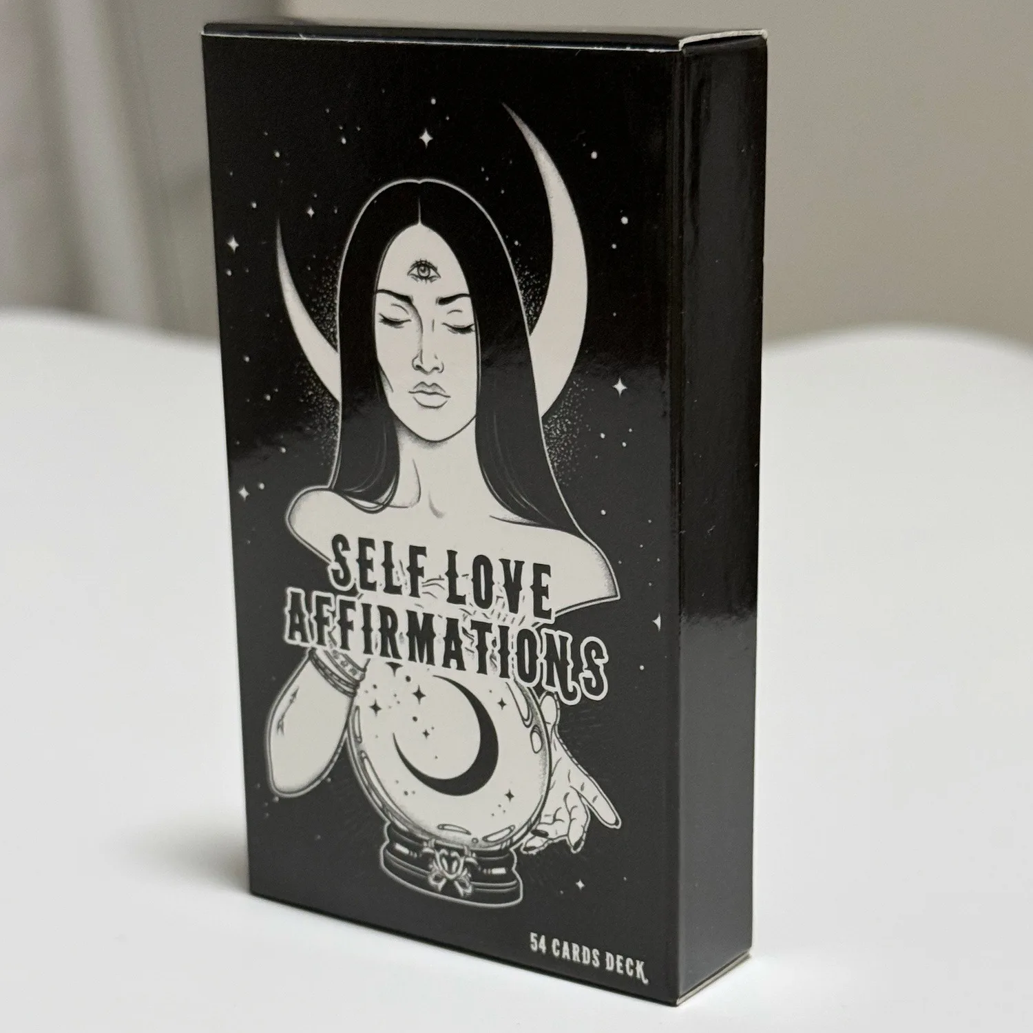 

54 карточки-орамулеты с аффирмациями для саморазвития (английская версия) – Ежедневное вдохновение, манифестация и осознанность – Карточки с позитивными цитатами