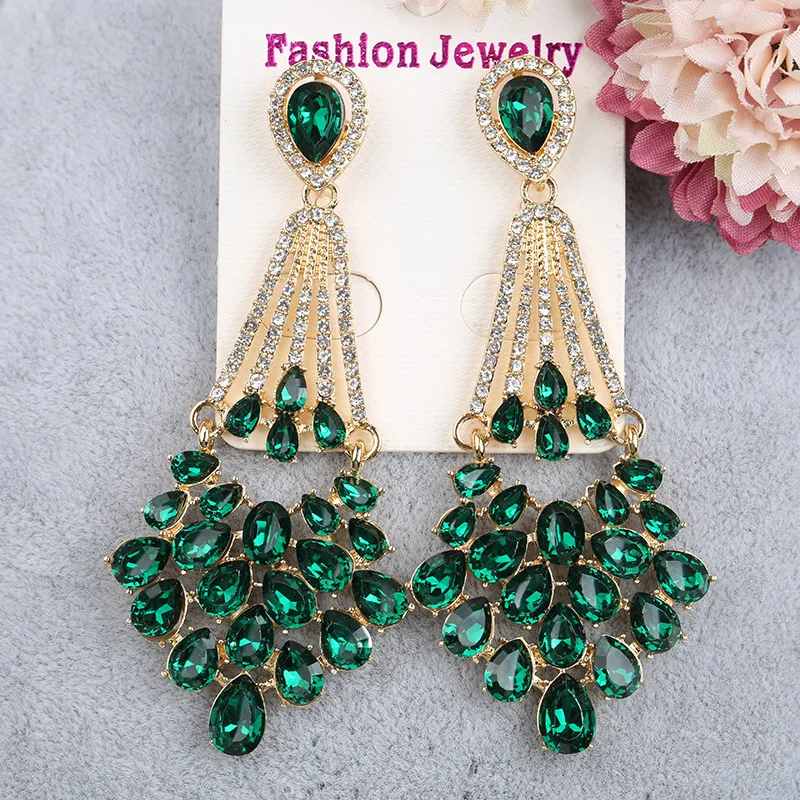 Luxury Pageant Jewelry Bridesmaid Wedding Dress Long Sparkle Drop Pendant Green Emerald Rhinestone Chandelier Earrings for Women