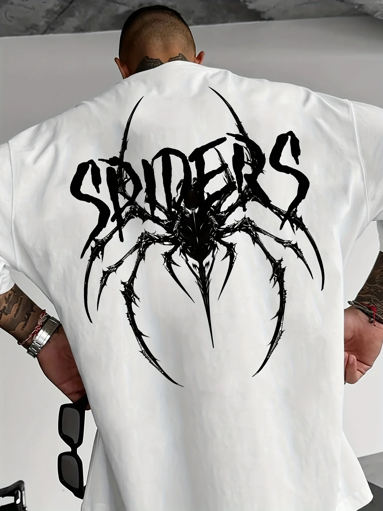 Sommerliches Spider-Muster Modisches Print-T-Shirt mit Buchstaben-Design - Lässiges Streetwear Kurzarm-T-Shirt aus 100% Baumwolle für Herren