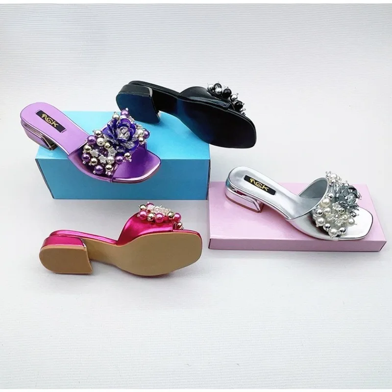 

2025 Summer Hot Seller New European/American Style Versatile Women's Sandals Fashion Party Sexy Beads Large Size High Slippers