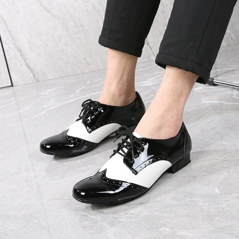 

Sneakers Latin Dance Shoes Men Modern Ballroom Shoes Leather Adult Soft Bottom Square Dance Shoes Sports Male Dancing Shoes