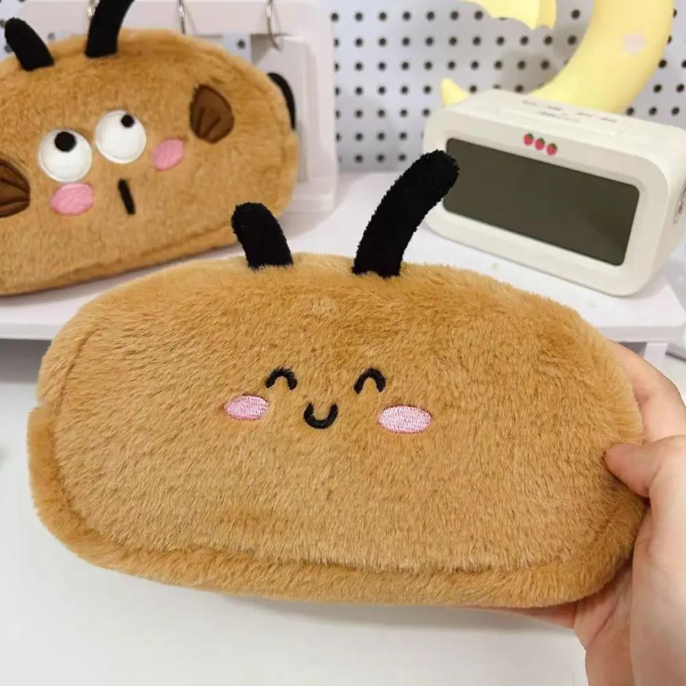

Plush Bee Pencil Case Dirt Resistant Multi-functional Plush Pen Bag Portable Korean Style Student Stationery Storage Bag
