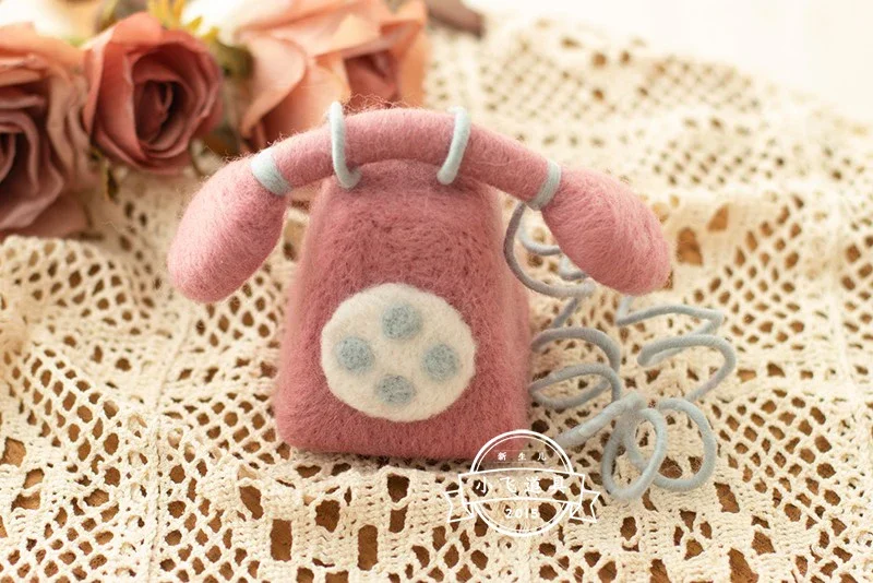 Handmade felt phone guitar slippers doll ornaments newborn baby photography and shooting supplies cadeau bebe  baby gifts