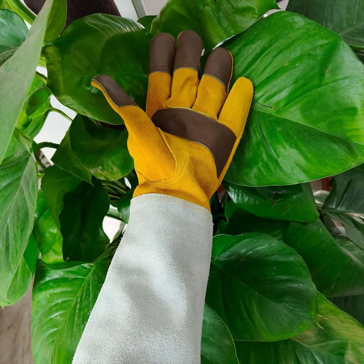 T64C! Cowhide Gloves Gardening Gloves Extended Anti-Puncture and Anti-Insect Bite Welder General Labor Protection Gloves