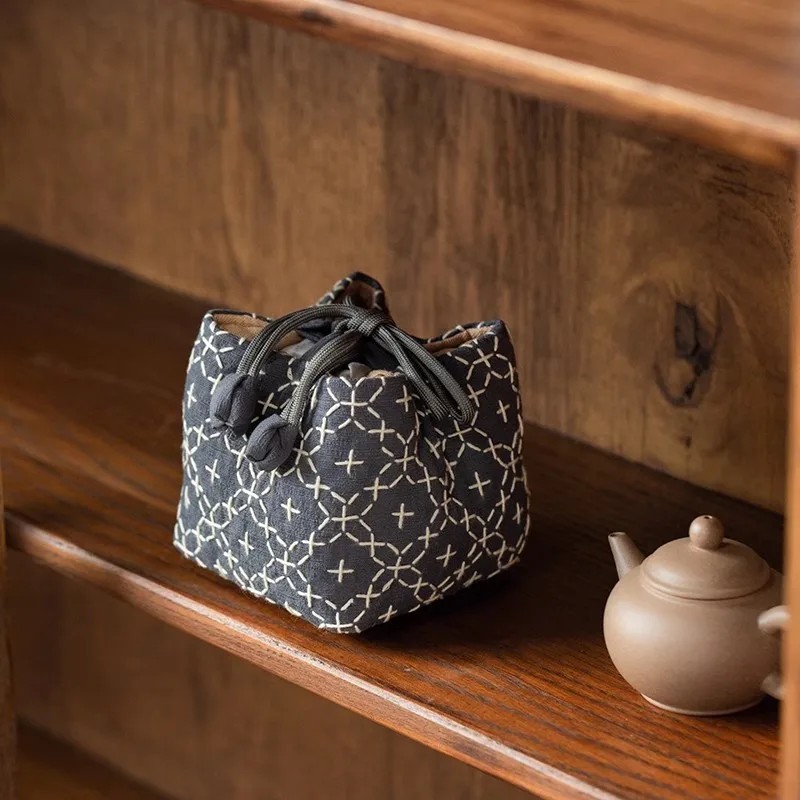 

Vintage Chinese Style Stitched Tea Cup Pouch - Thickened Cotton Linen Travel Tea Set Bag for Zisha Teapot, Portable Storage Case