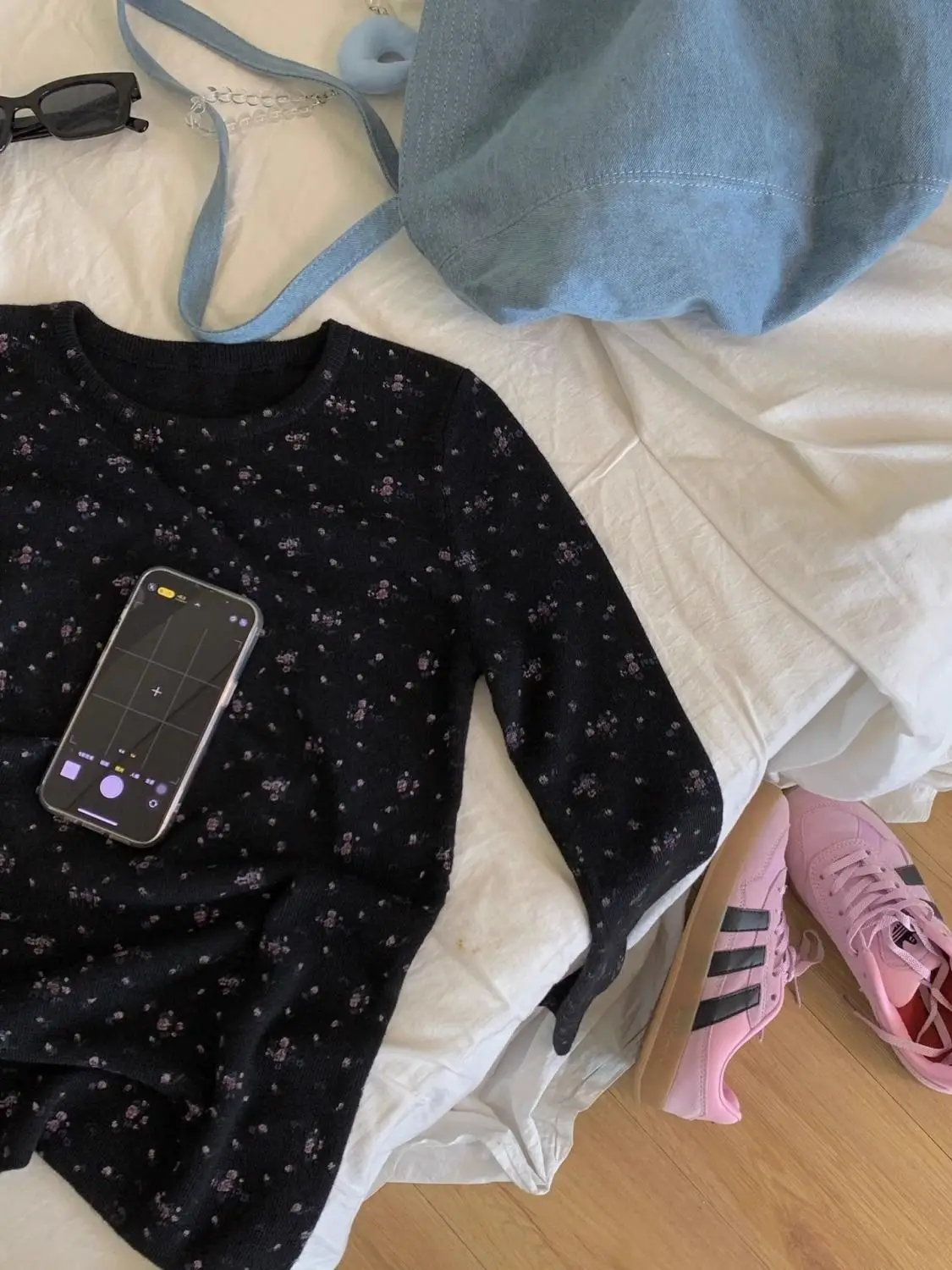 Retro Floral Print Long Sleeve T-shirt Women Autumn Winter Simple Crew Neck Slim Base Chic Tops Korean Sweet Y2k Tees