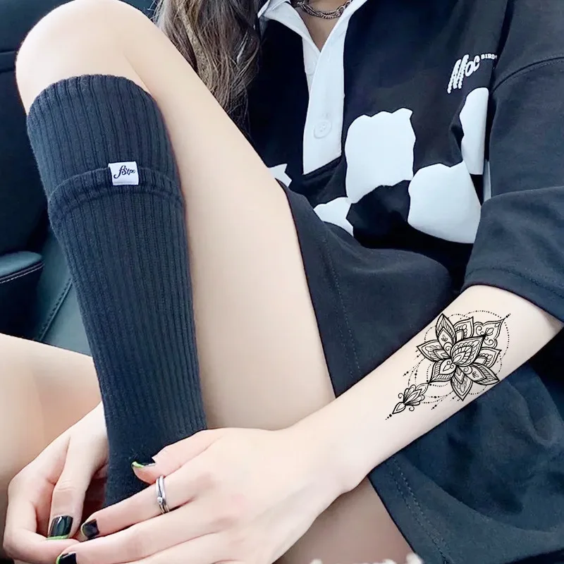 Unique and Waterproof Temporary Tattoos with Fresh Design of Mini Flowers for Cover Up or as One-time Tattoo Sticker fake tattoo