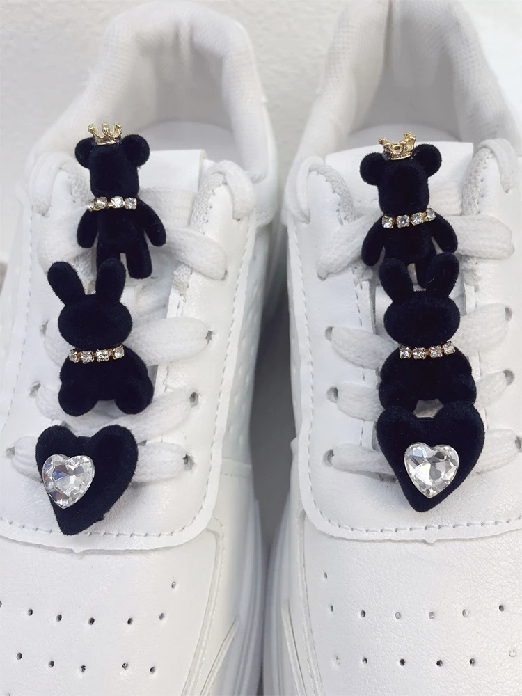 6PCS Kawaii Bär Kaninchen Schuh Spitze Charms Strass Schnürsenkel Dekorationen DIY Samt Schnallen Zubehör Für Frauen Turnschuhe