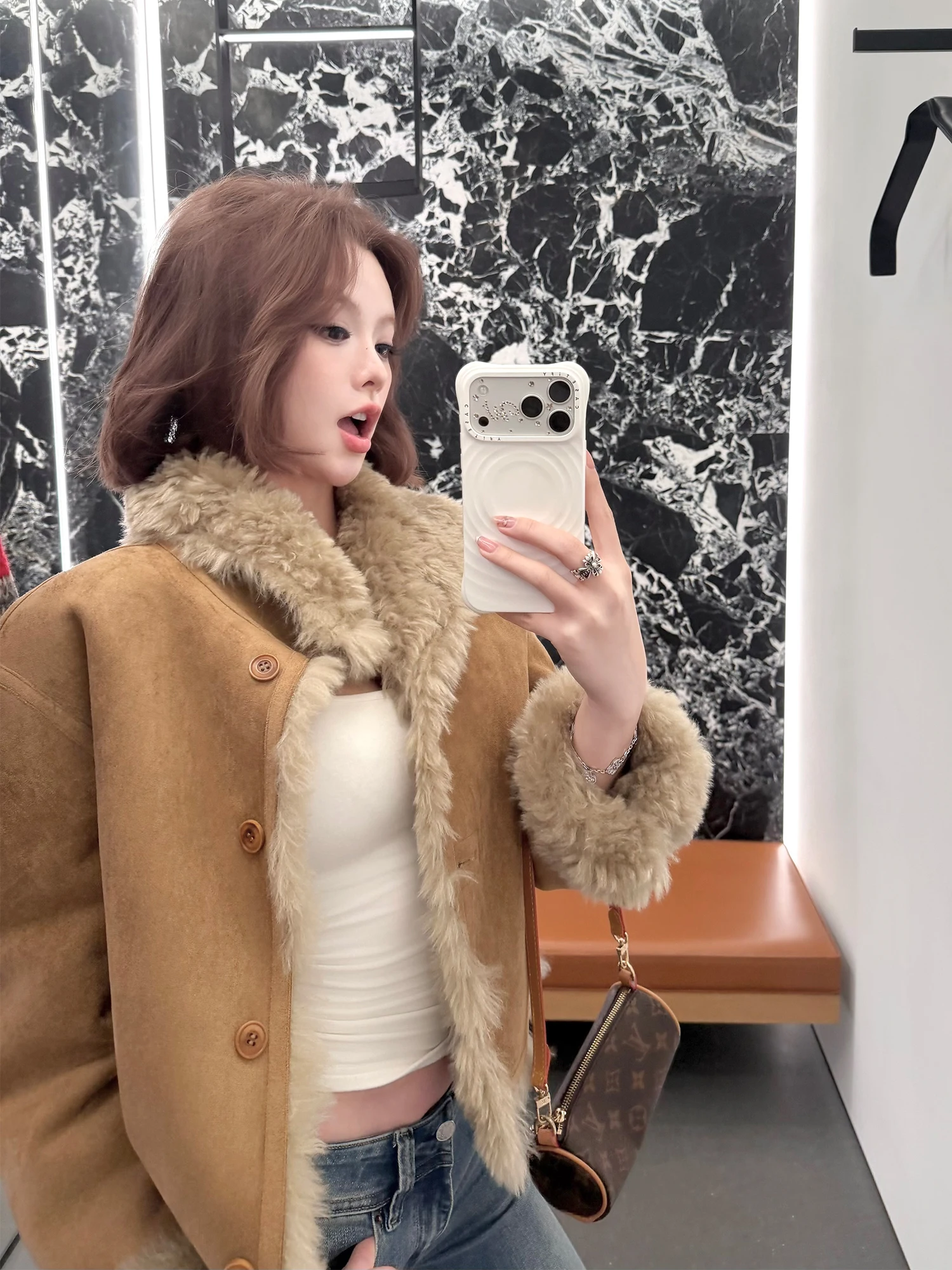 

New Tokyo Street Autumn Winter Retro Sle Cosite Suede Fur Coat Women's Long Sve Warmth Outerwear Polyester Fiber